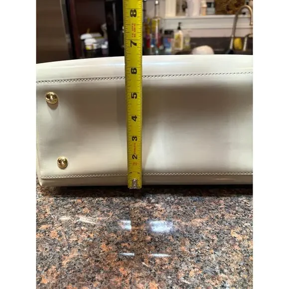 GIANNI NOTARO Cream Genuine Patent Leather Italian Handbag Tote - Picture 7 of 13